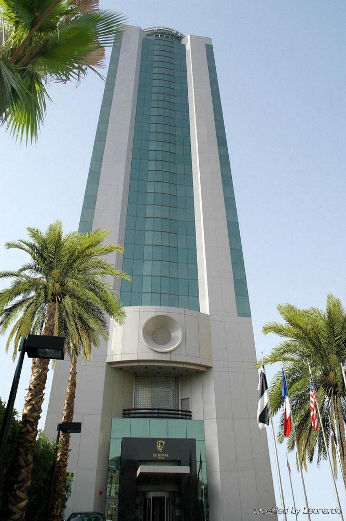 Le Royal Tower Hotel Кувейт Екстериор снимка