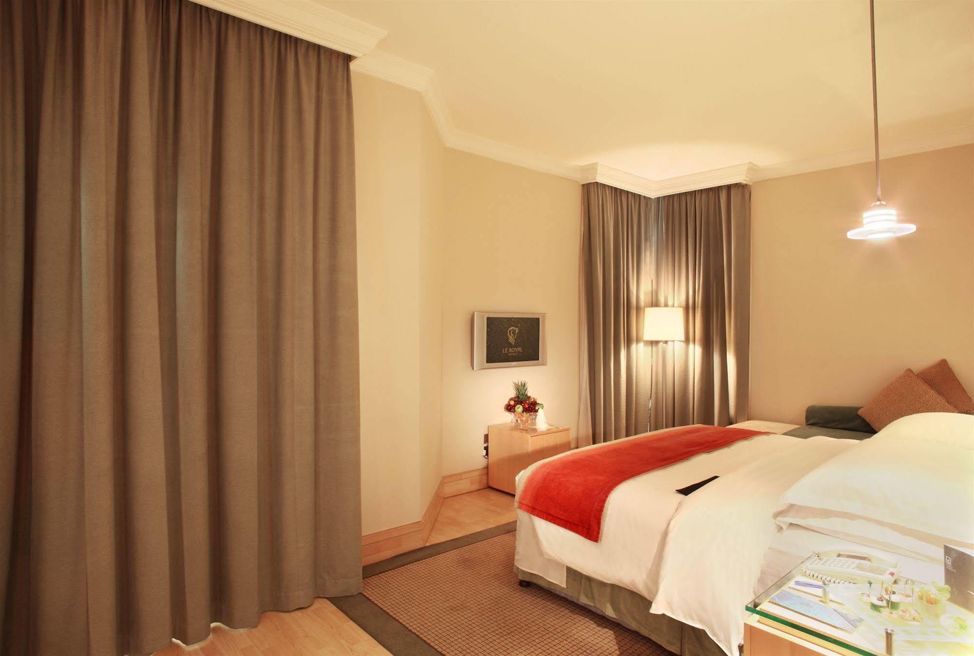 Le Royal Tower Hotel Кувейт Екстериор снимка