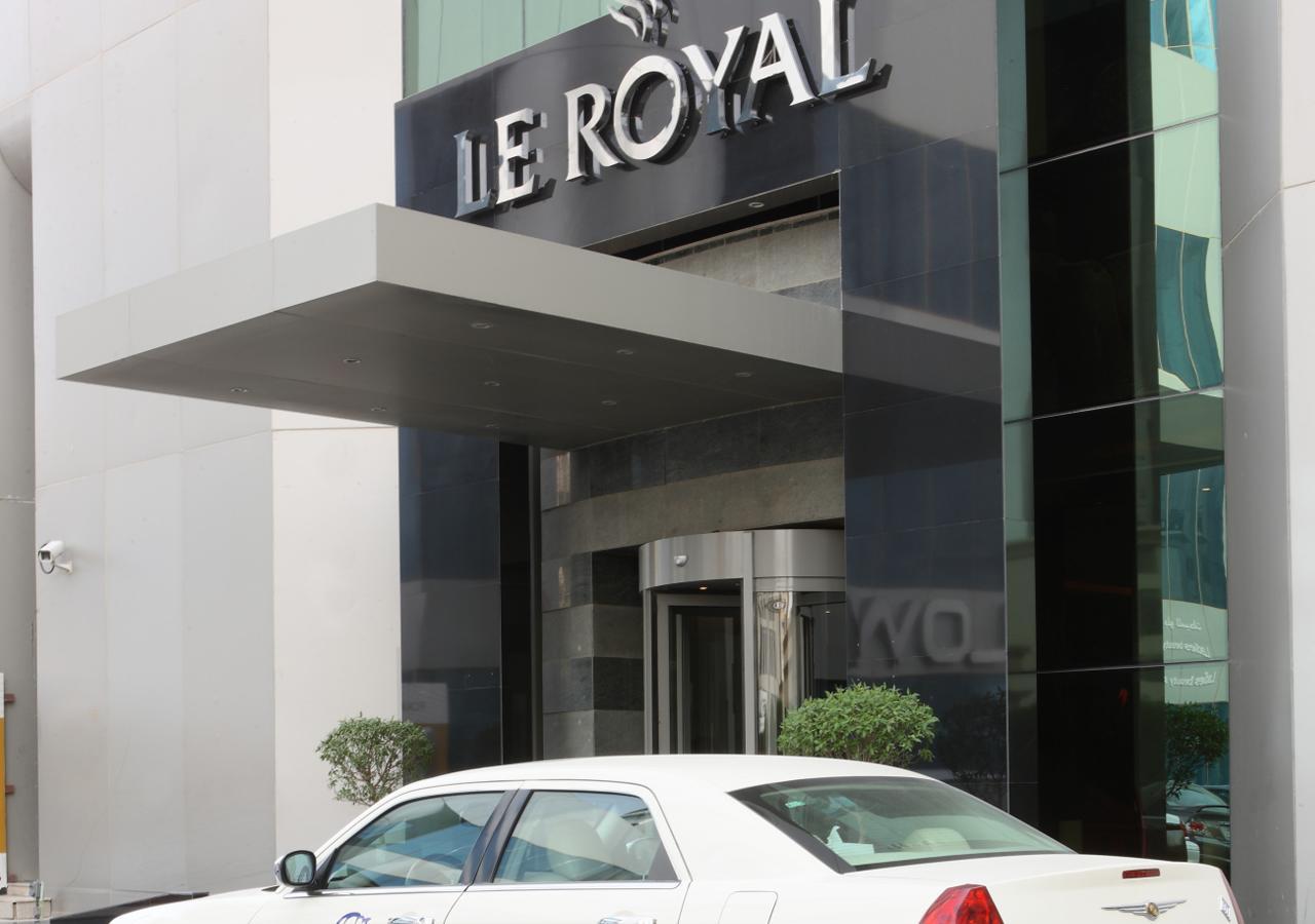 Le Royal Tower Hotel Кувейт Екстериор снимка